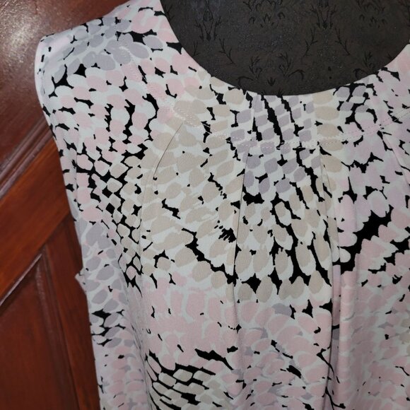 Jones Studio Sleeveless Pleated Blouse 2X Womens Abstract Pattern Polyester Pink - Picture 4 of 8